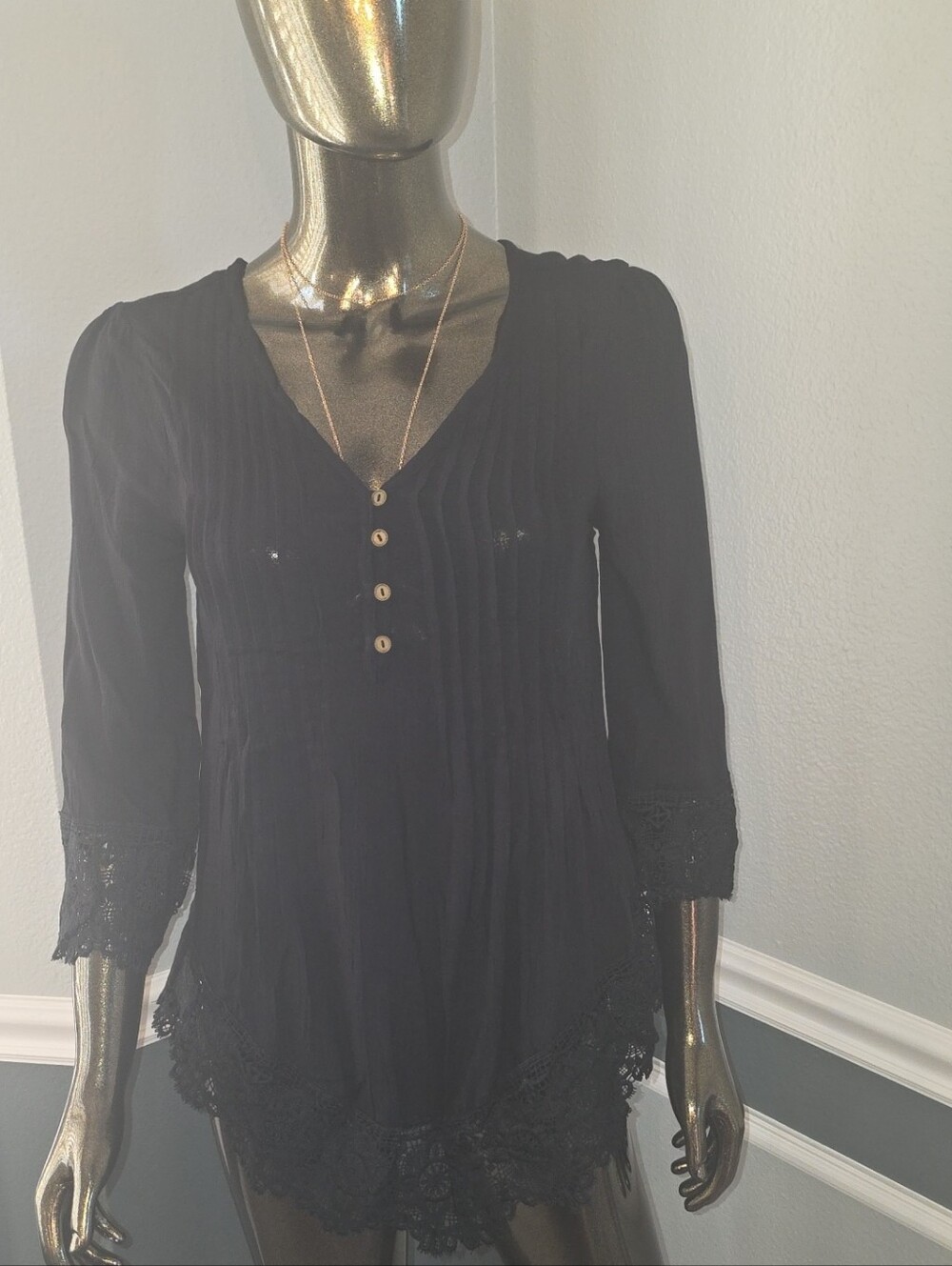 VENUS Black V-Neck Pintuck Blouse with Lace Hem